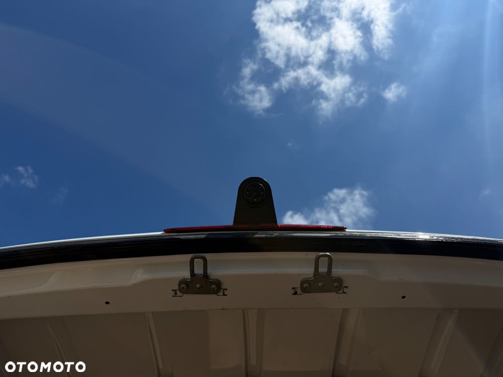 Mercedes-Benz Sprinter - 19