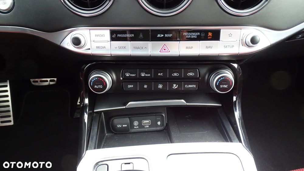 Kia Stinger - 20