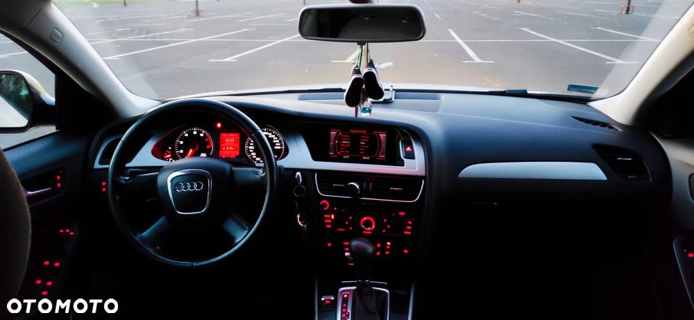 Audi A4 Avant - 14
