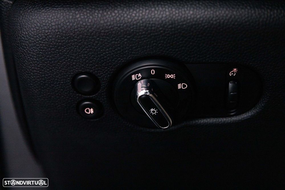 MINI 3 Portas John Cooper Works - 21