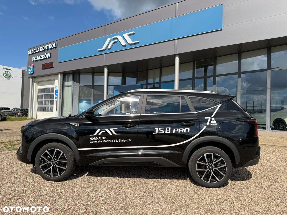 JAC JS8 - 3
