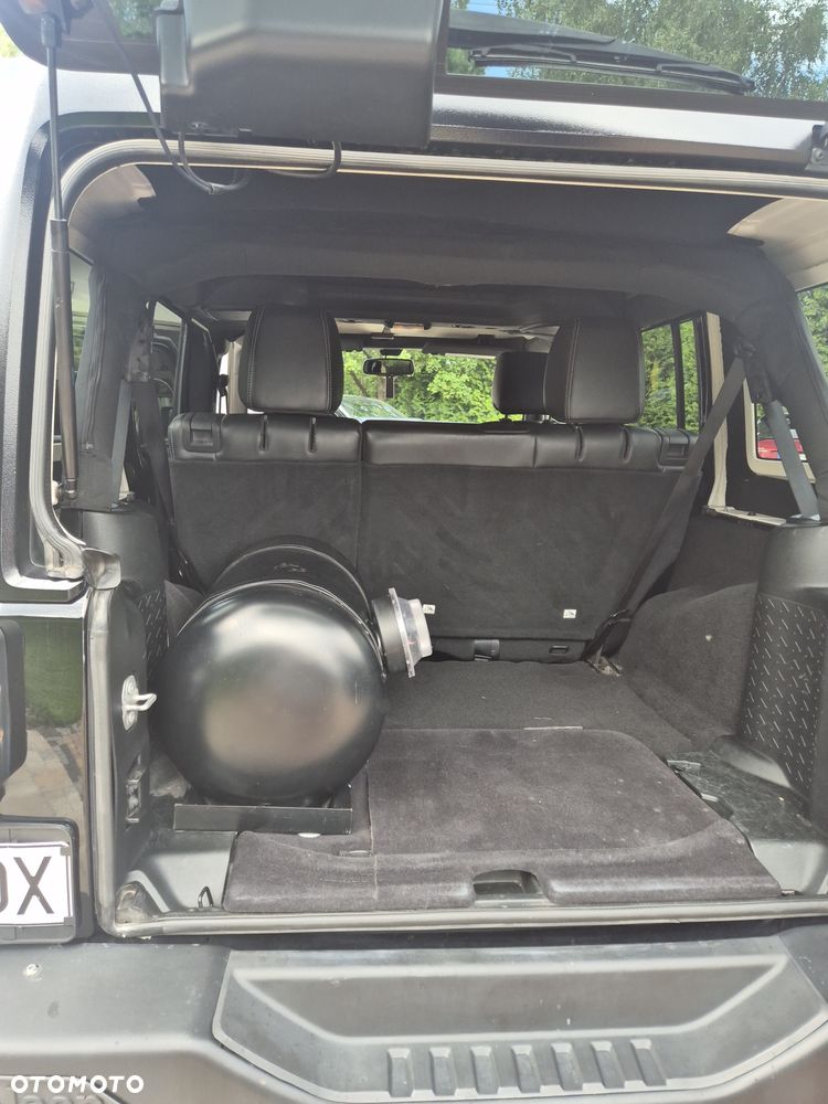 Jeep Wrangler 3.6 Unlim Sahara EU6 - 11