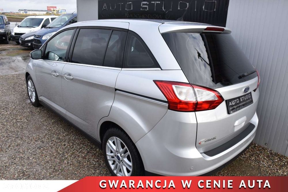Ford Grand C-MAX 2.0 TDCi Titanium - 31