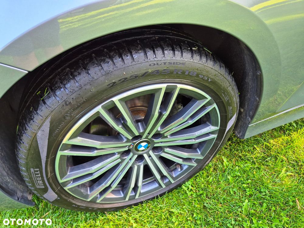BMW Seria 3 318i Advantage - 29