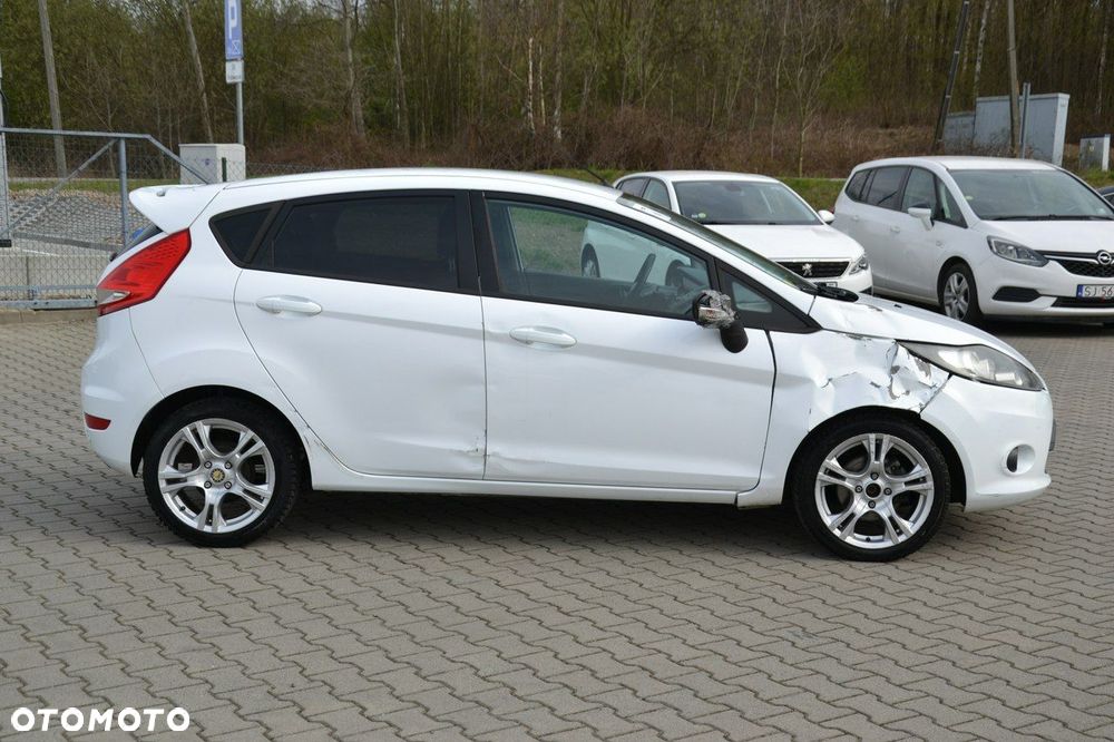 Ford Fiesta - 8