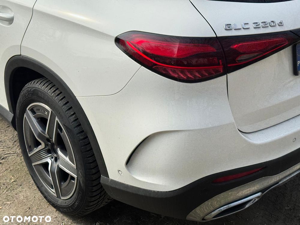 Mercedes-Benz GLC 220 d 4-Matic - 27