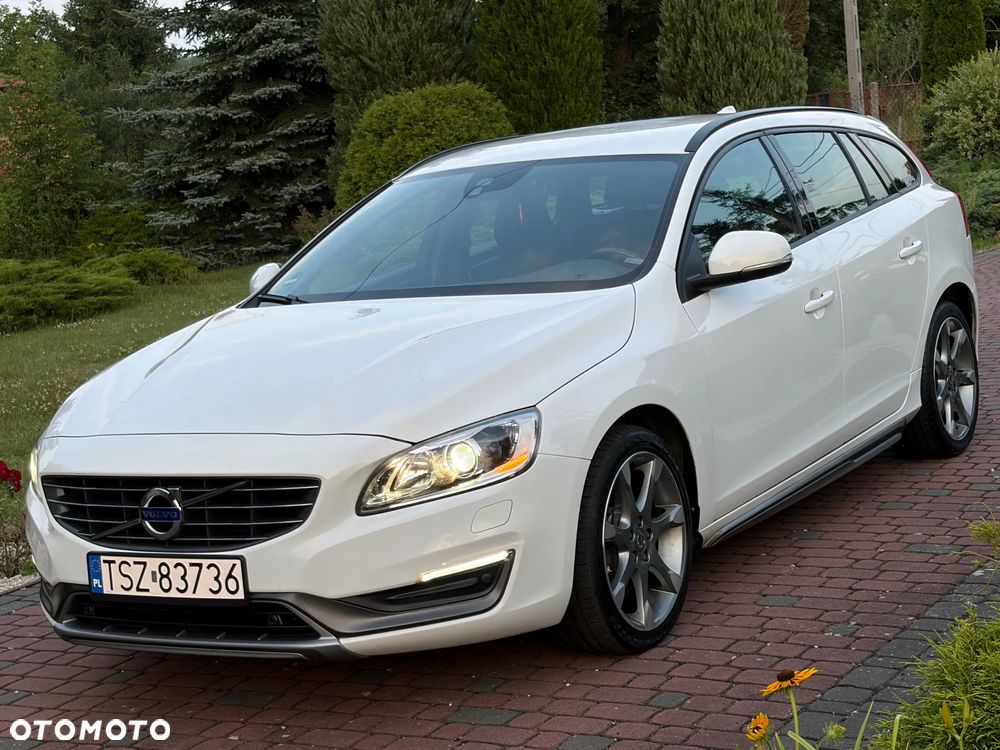 Volvo V60 D3 Momentum - 19