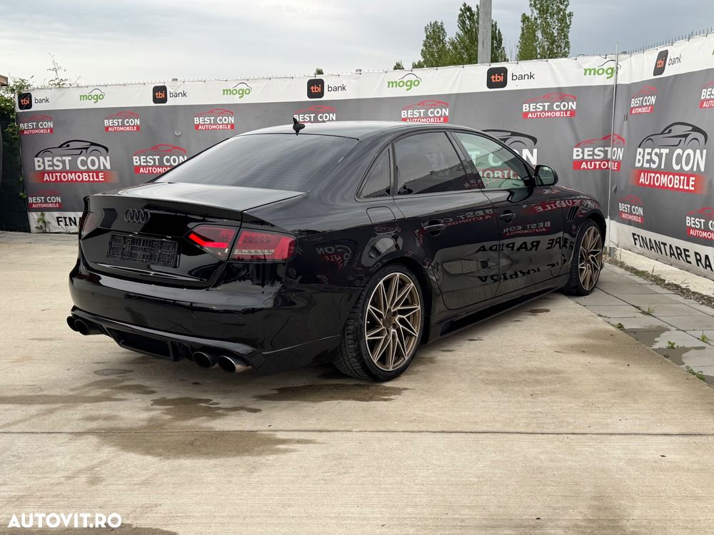 Audi A4 - 4