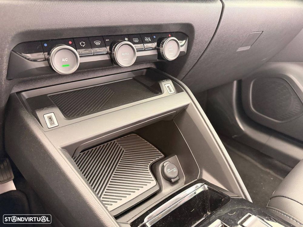Citroën C4 X 1.2 Hybrid Max e-DSC6 - 15