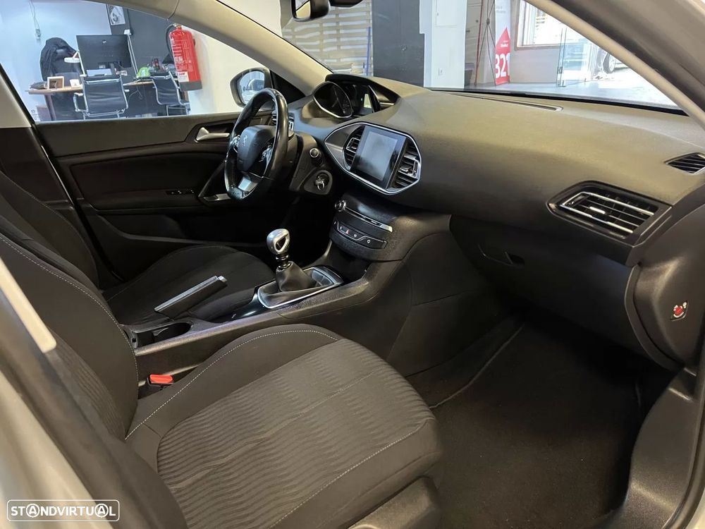 Peugeot 308 SW 1.6 BlueHDi Allure - 12