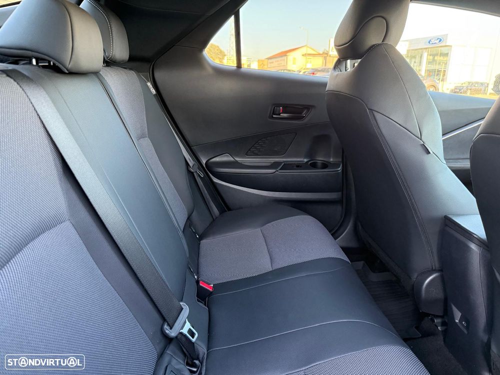 Toyota C-HR 1.8 Hybrid Comfort - 37