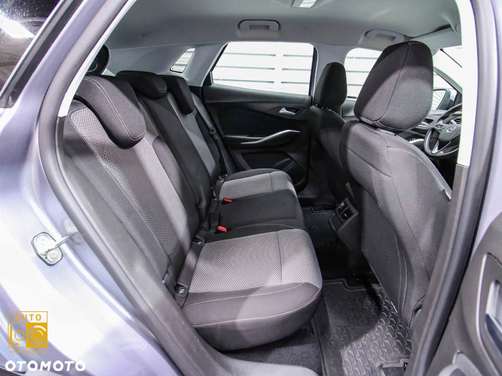 Opel Grandland X 1.2 T Enjoy S&S - 11