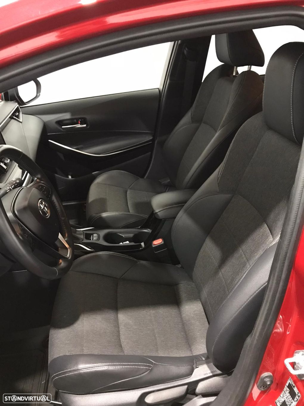 Toyota Corolla Touring Sports 1.8 Hybrid Comfort+P.Sport - 12