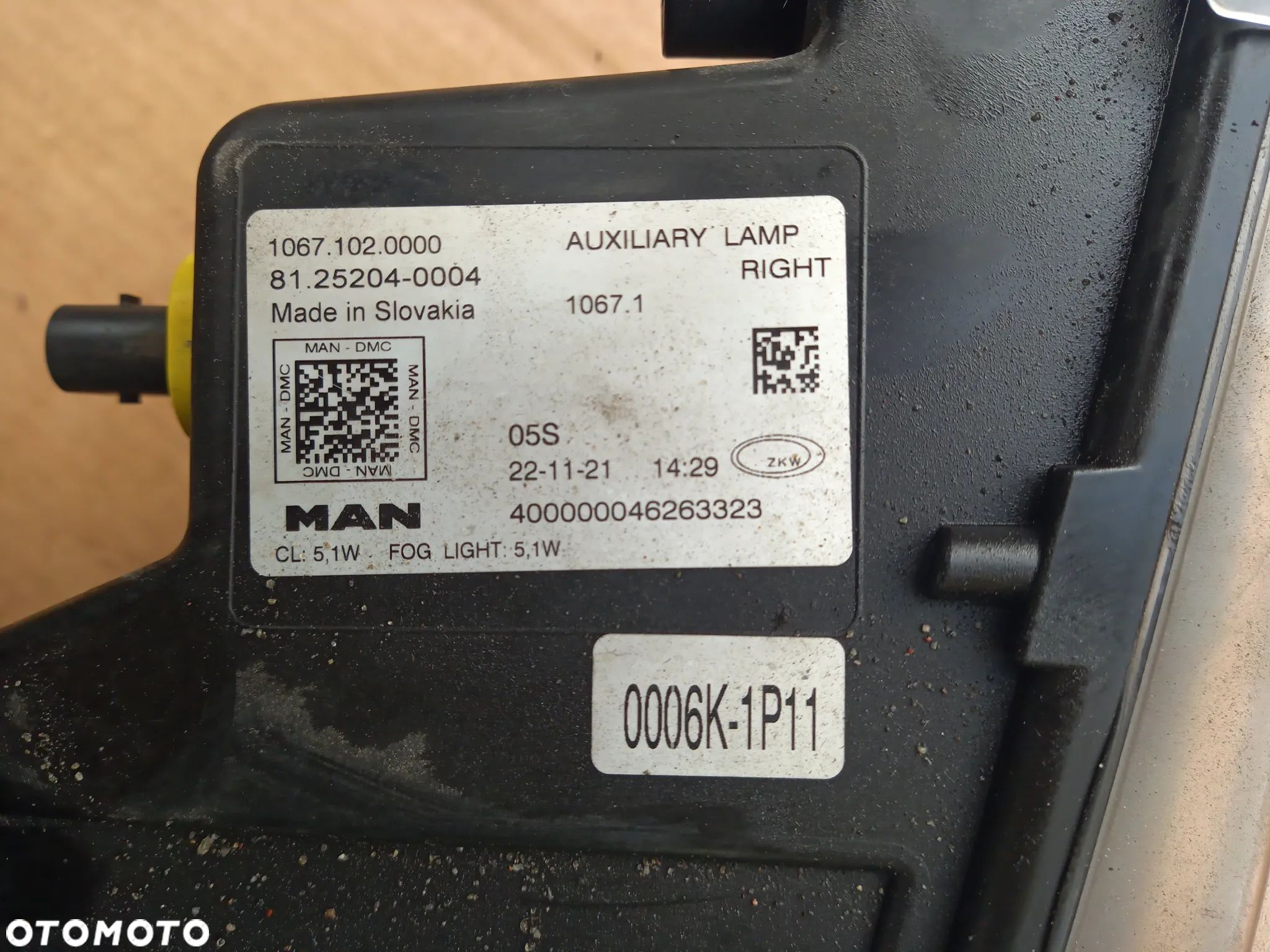 Prawy halogen MAN TGX 3 TG3   81252040004 - 1