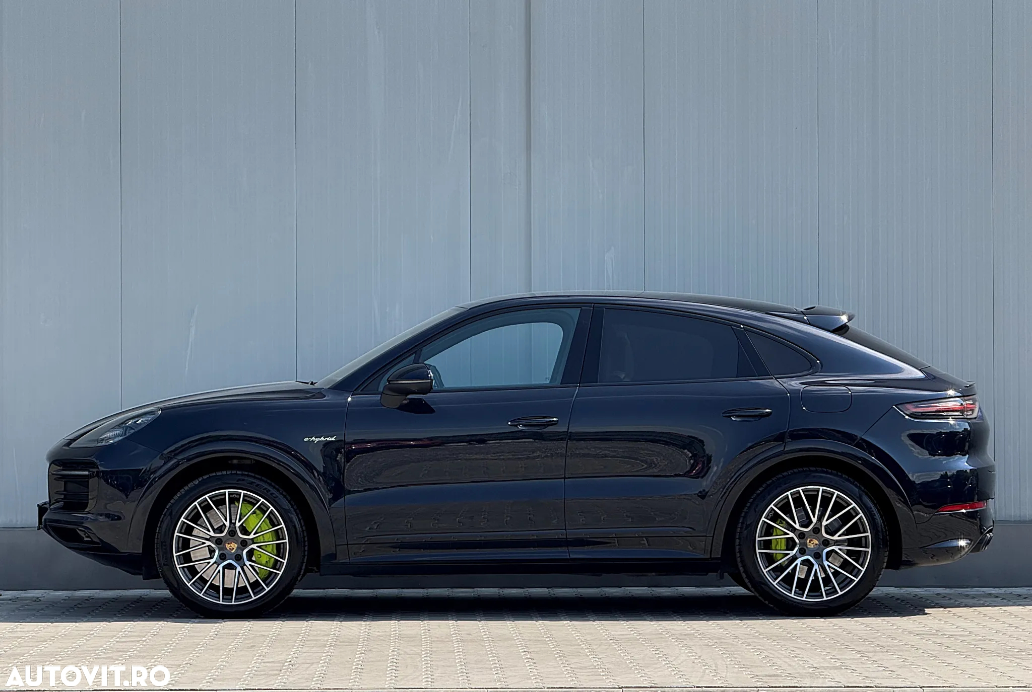 Porsche Cayenne Coupe E-Hybrid Tiptronic S Platinum Edition - 9