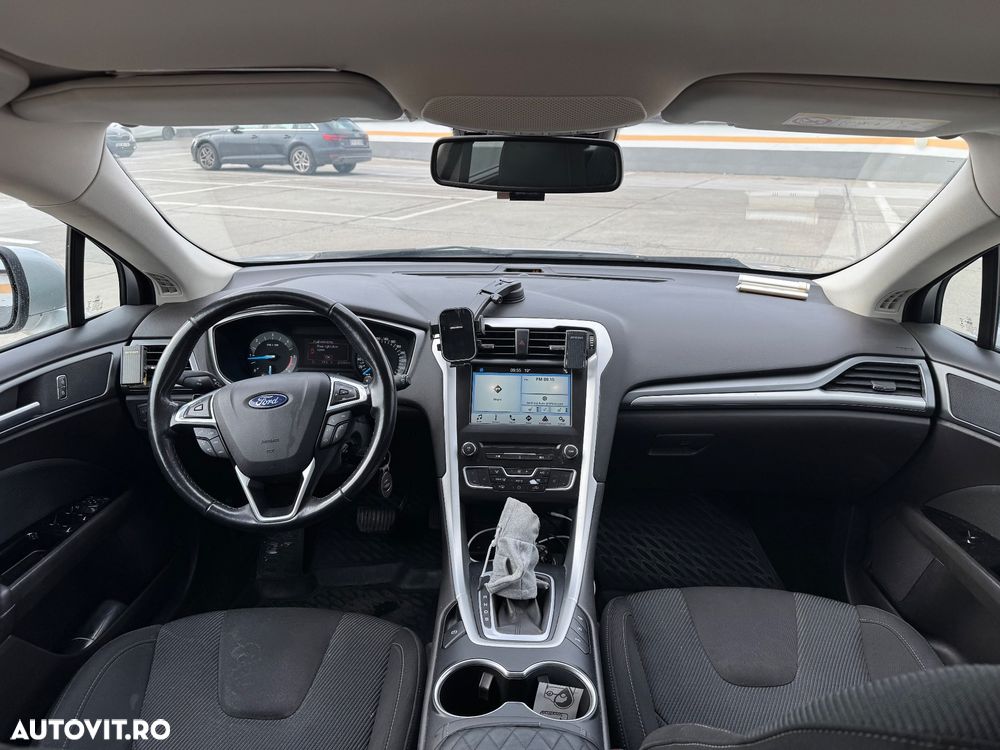 Ford Mondeo 2.0 TDCi Powershift Titanium - 10
