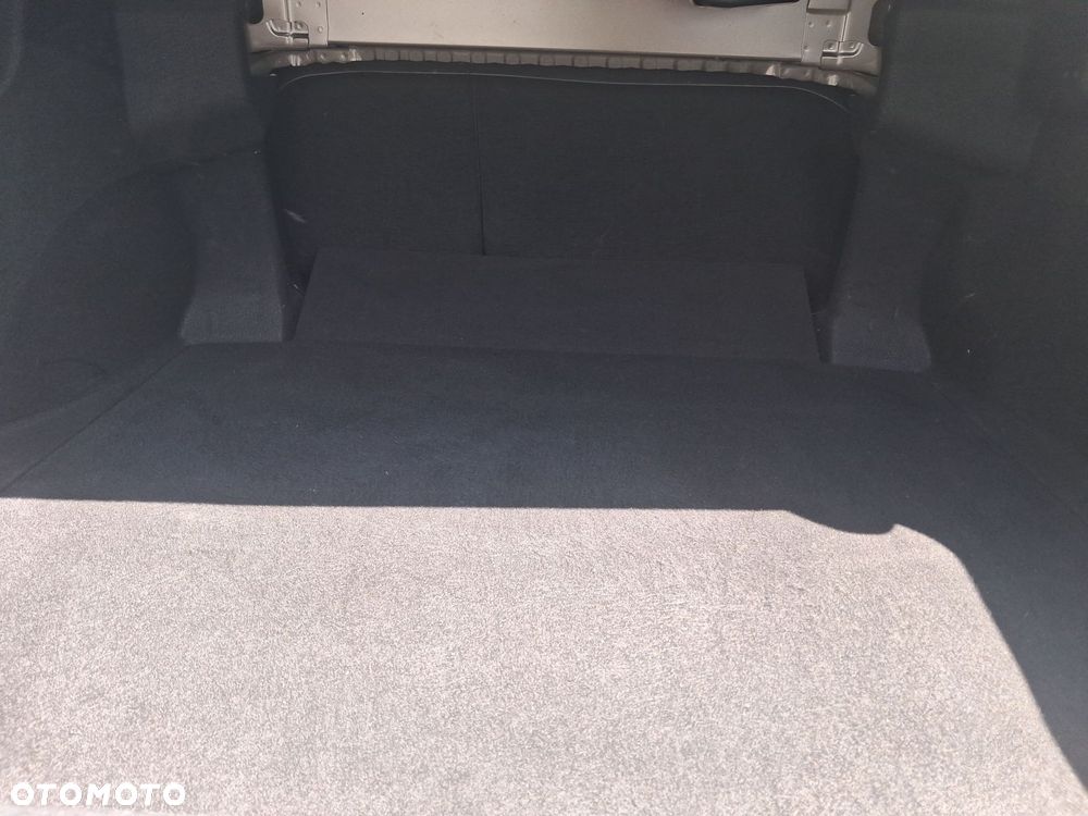 Toyota Camry 2.5 Hybrid Comfort CVT - 11