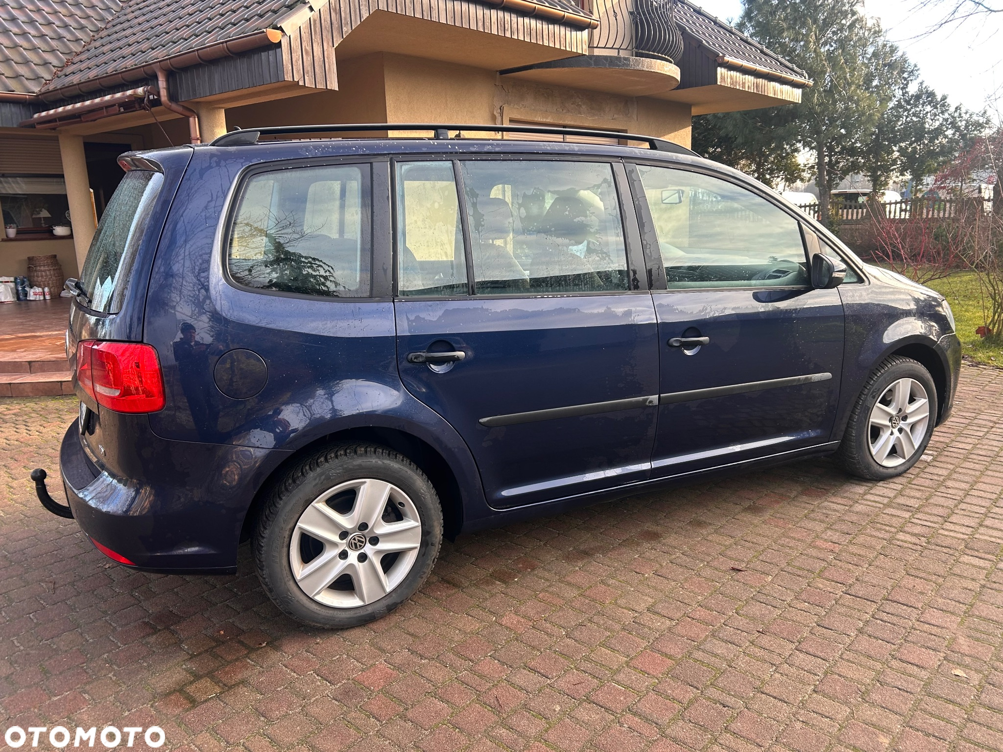 Volkswagen Touran 1.6 TDI DPF BlueMot Comfortline - 9