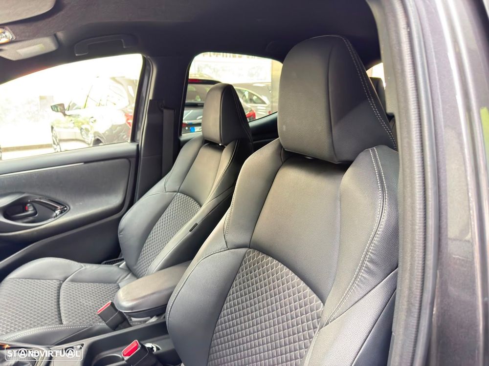 Toyota Yaris 1.5 HDF GR Sport - 35