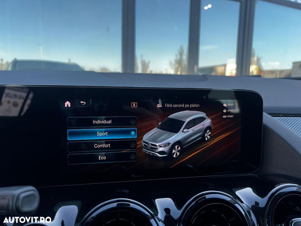 Mercedes-Benz GLA - 29