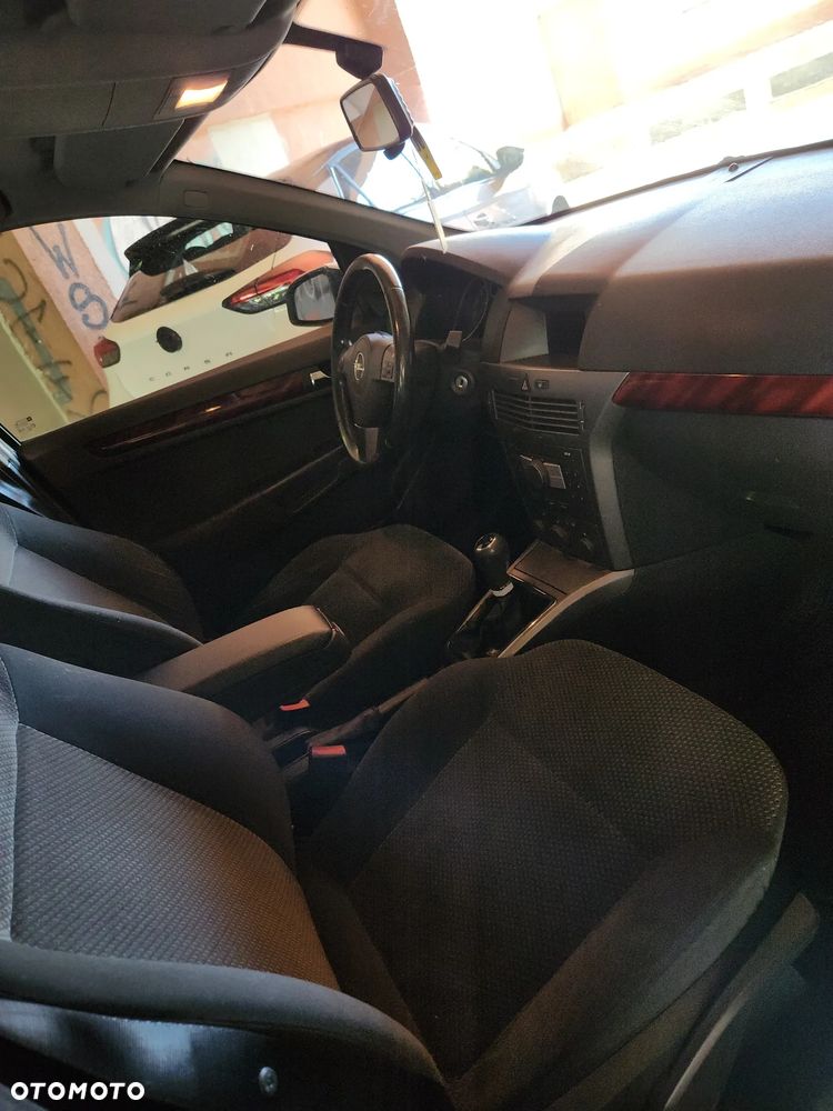 Opel Astra 1.6 Edition Plus - 17