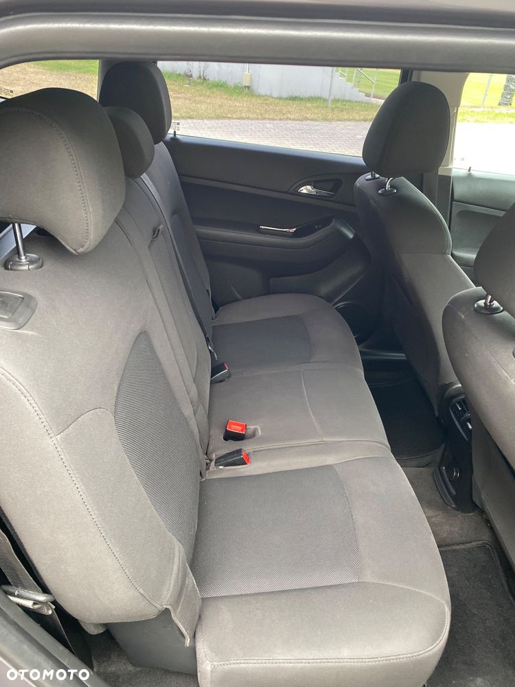 Chevrolet Orlando 2.0 D LT+ - 23