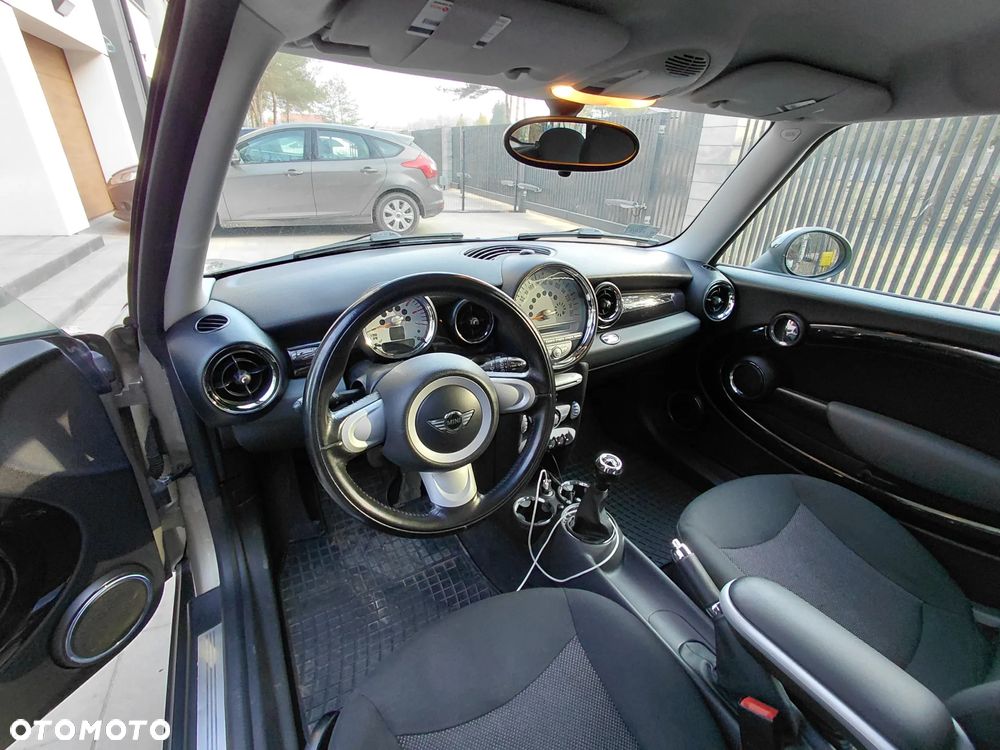 MINI Cooper - 8