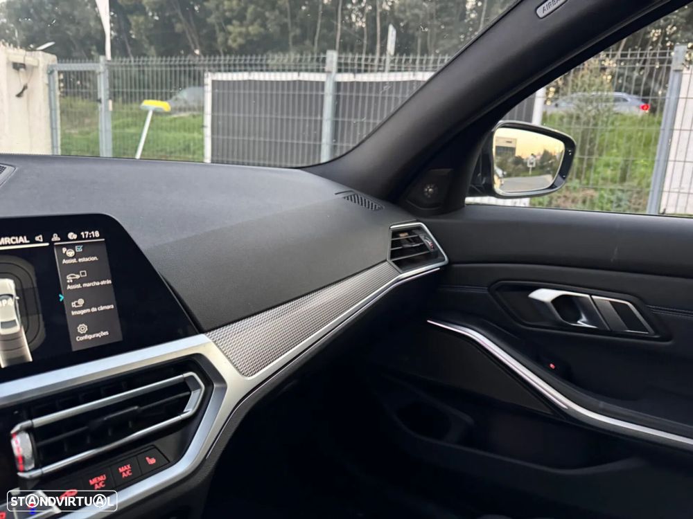BMW 330 e Pack M Auto - 23