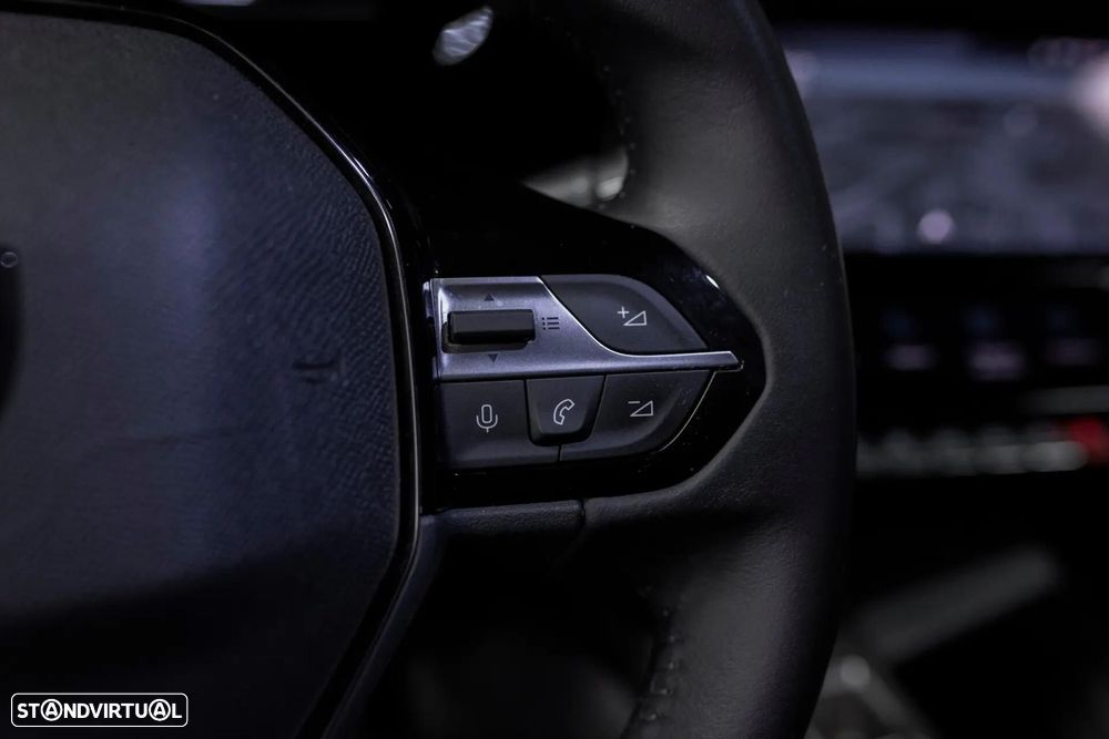 Peugeot 308 SW 1.6 Hybrid Allure Pack e-EAT8 - 17