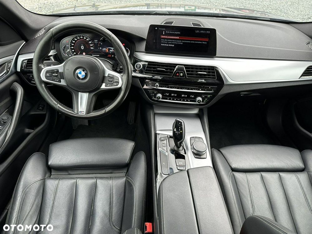 BMW Seria 5 520d Touring M Sport Edition - 31