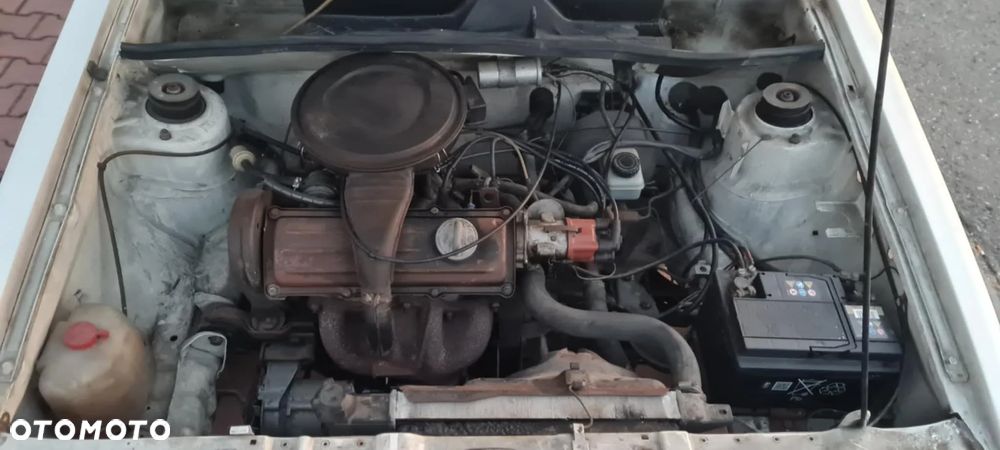 Volkswagen Golf 1.1 - 14