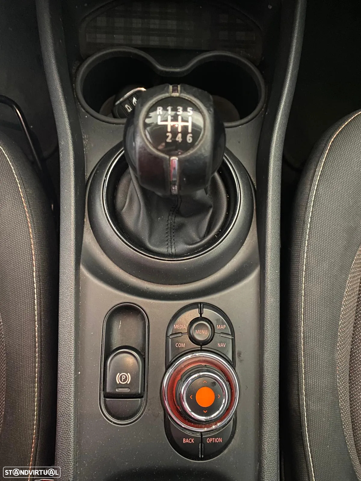 MINI Clubman One D - 23