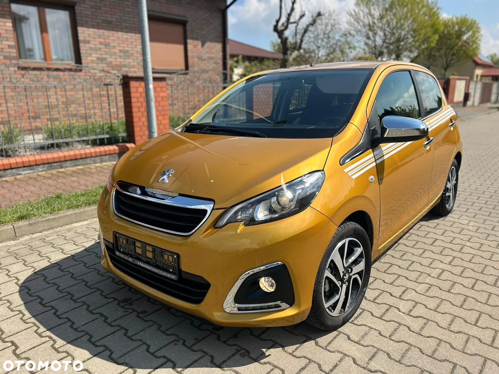 Peugeot 108 PureTech 82 Top Allure - 2