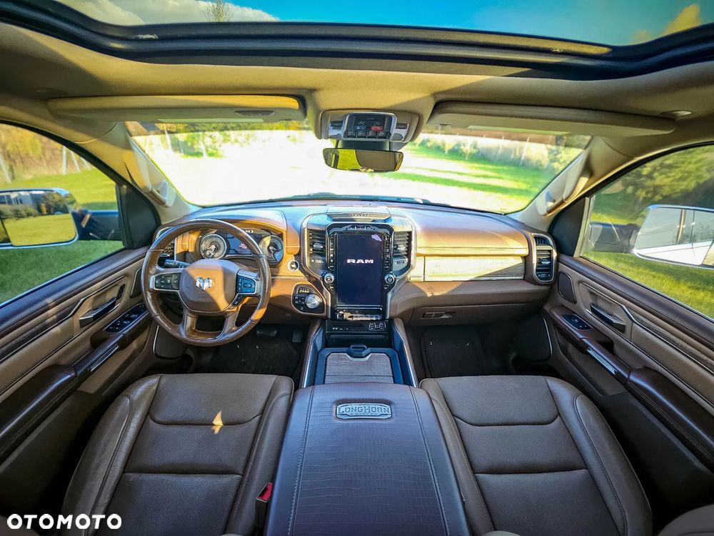 Dodge RAM 5.7 4x4 - 17