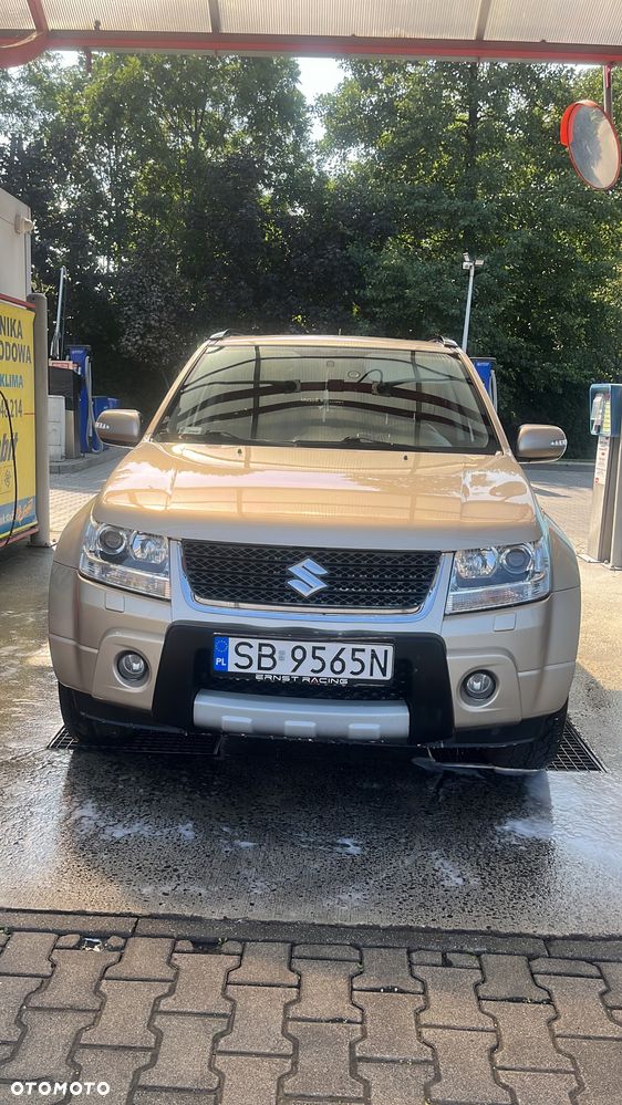 Suzuki Grand Vitara 1.9 DDiS Premium - 2