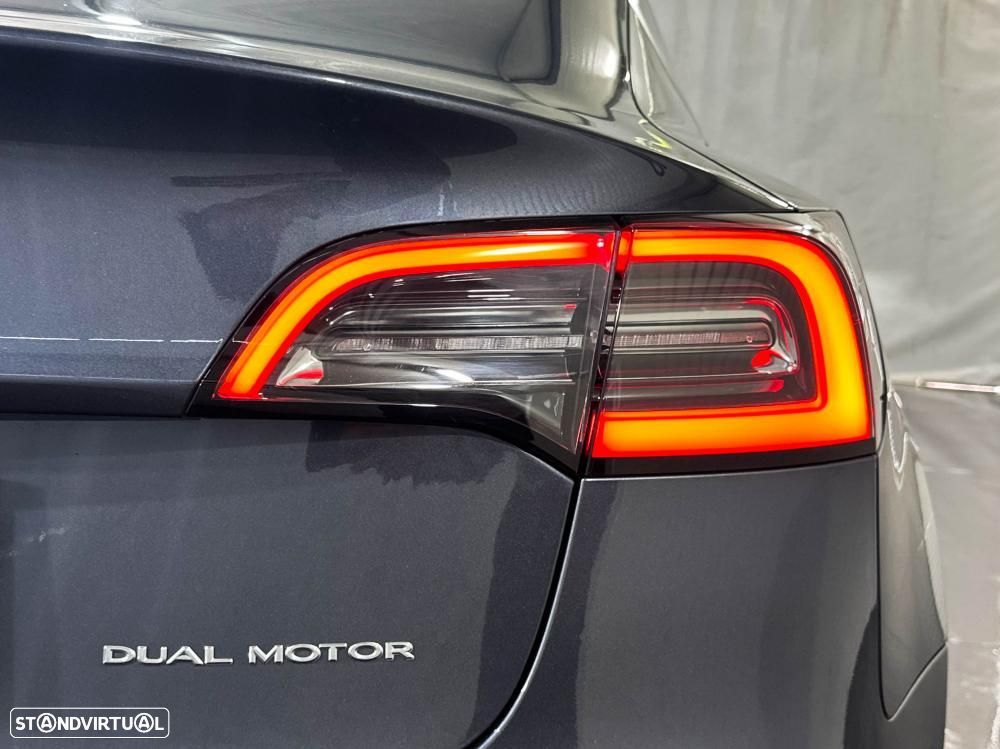 Tesla Model 3 Long Range AWD Dual Motor - 48