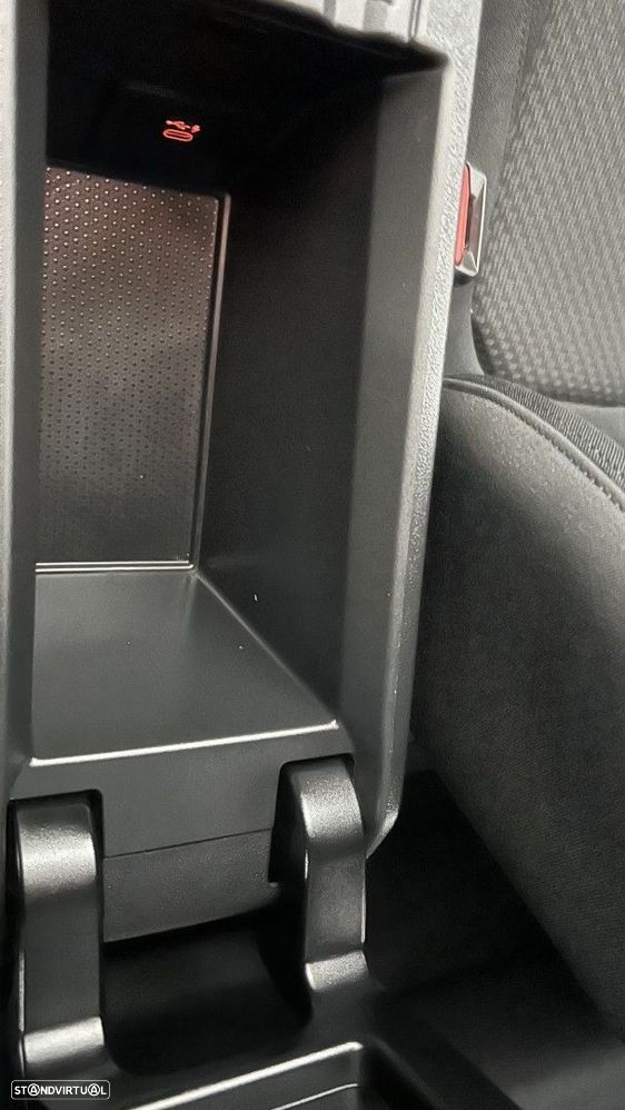 BMW 118 i Aut. Advantage - 30