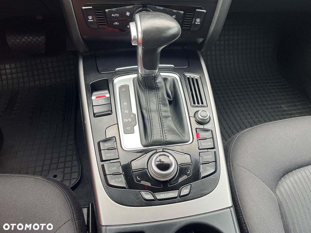 Audi A4 Allroad 2.0 TDI Quattro S tronic - 14