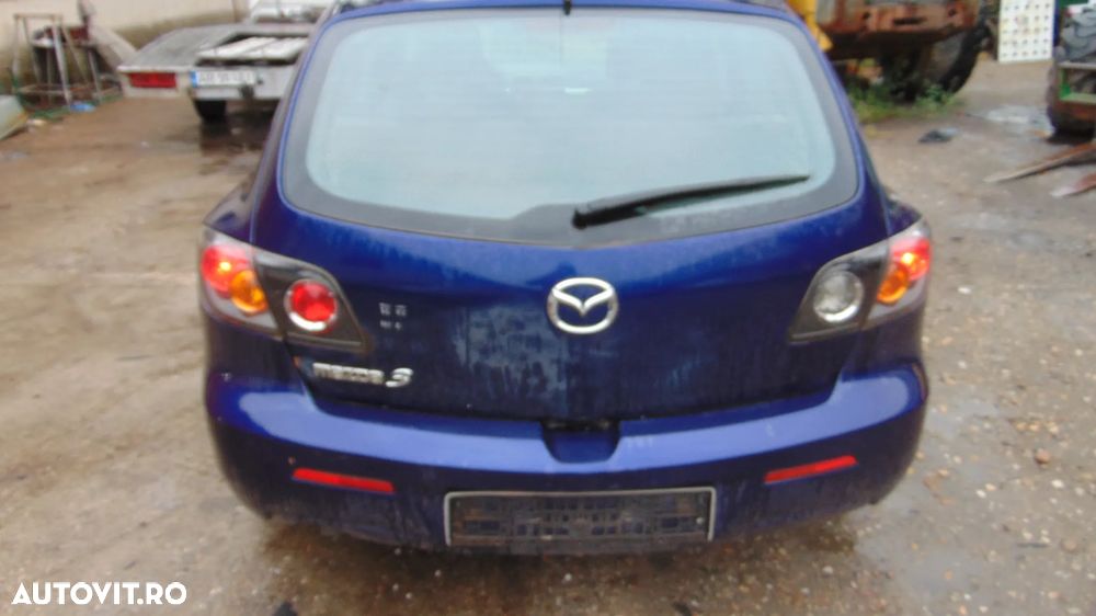 Bara spate Mazda 3,hatchback,an 2006 - 1