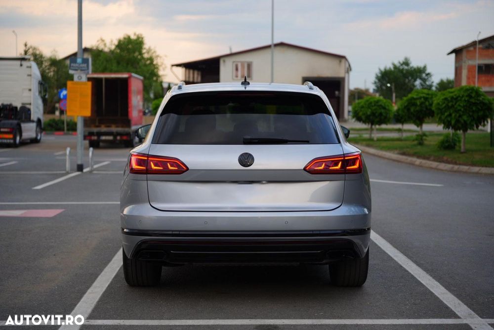 Volkswagen Touareg V6 TDI R-Style - 4
