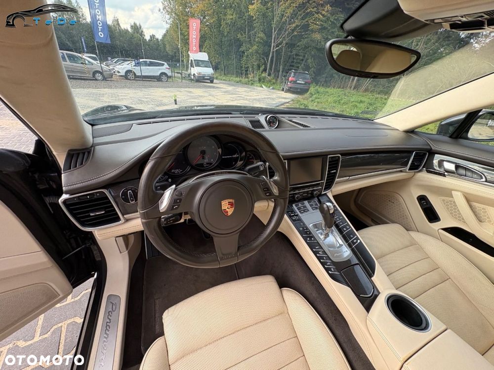 Porsche Panamera - 19
