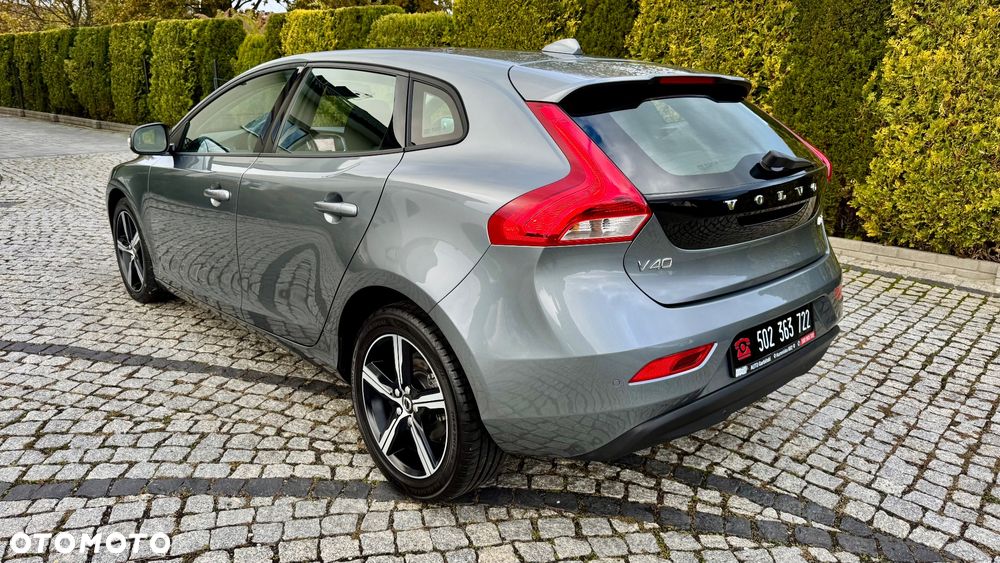 Volvo V40 D2 Kinetic - 12
