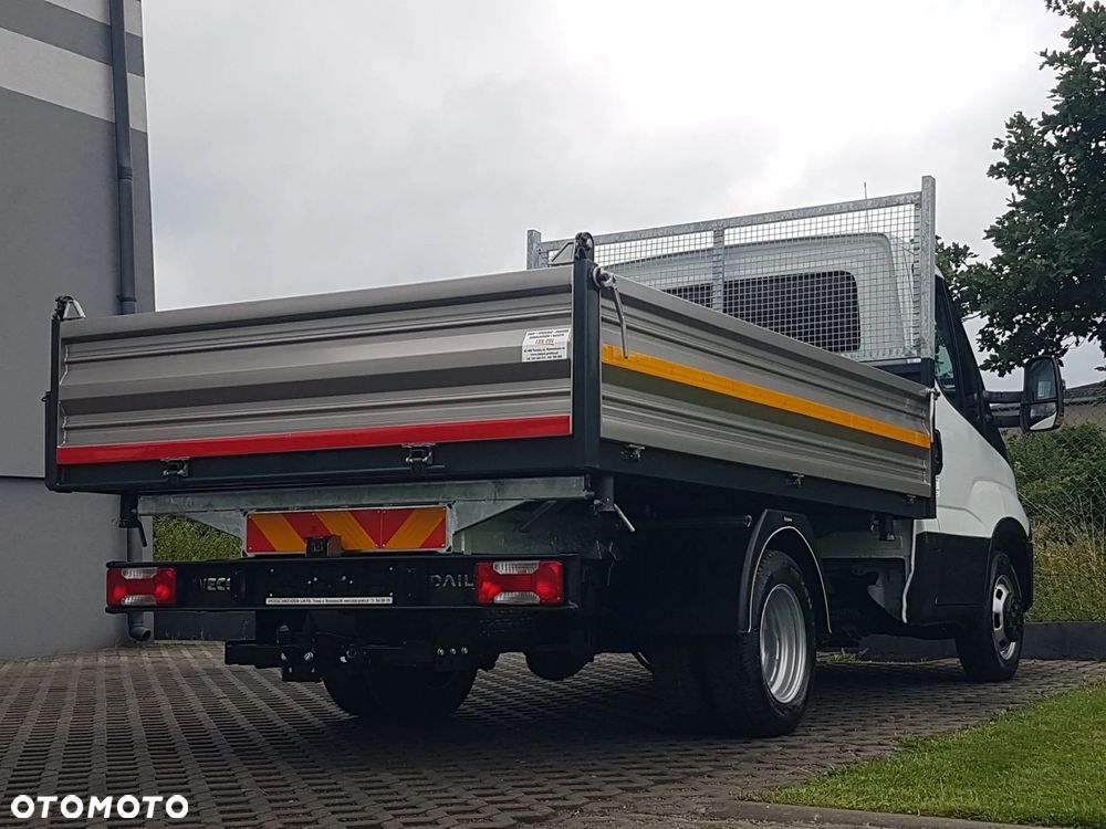 Iveco 35C15 WYWROTKA 3 STRONNA KIPER 3,20x2,06 BLIŹNIAKI KLIMA MANUAL 6-BIEGÓW HAK - 29