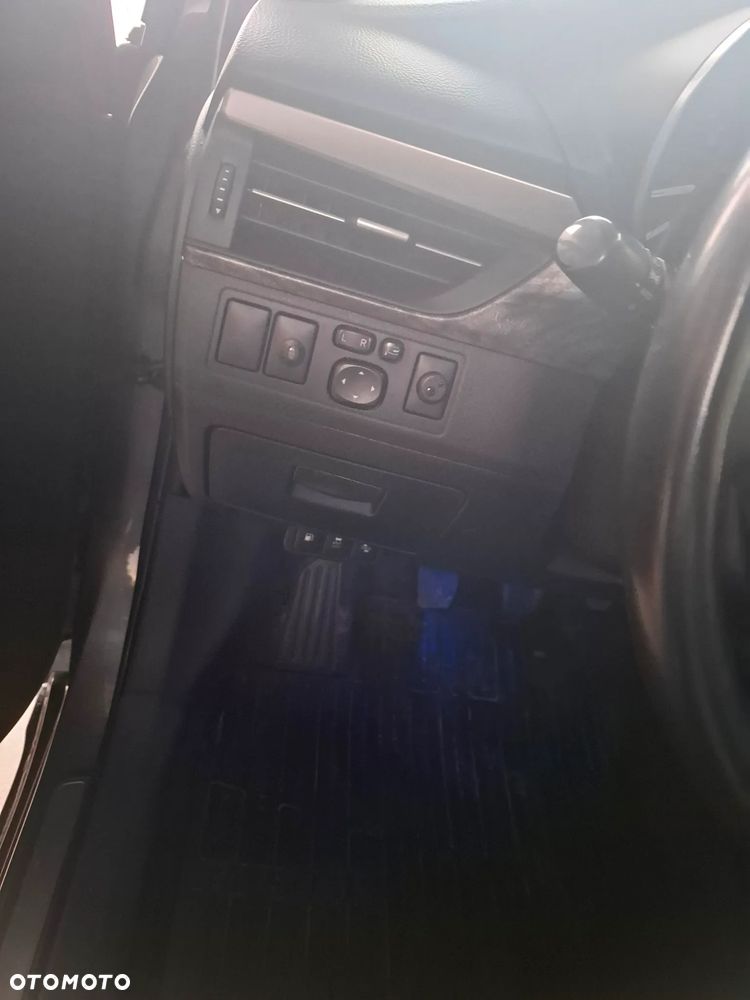 Toyota Avensis 1.8 Prestige - 5