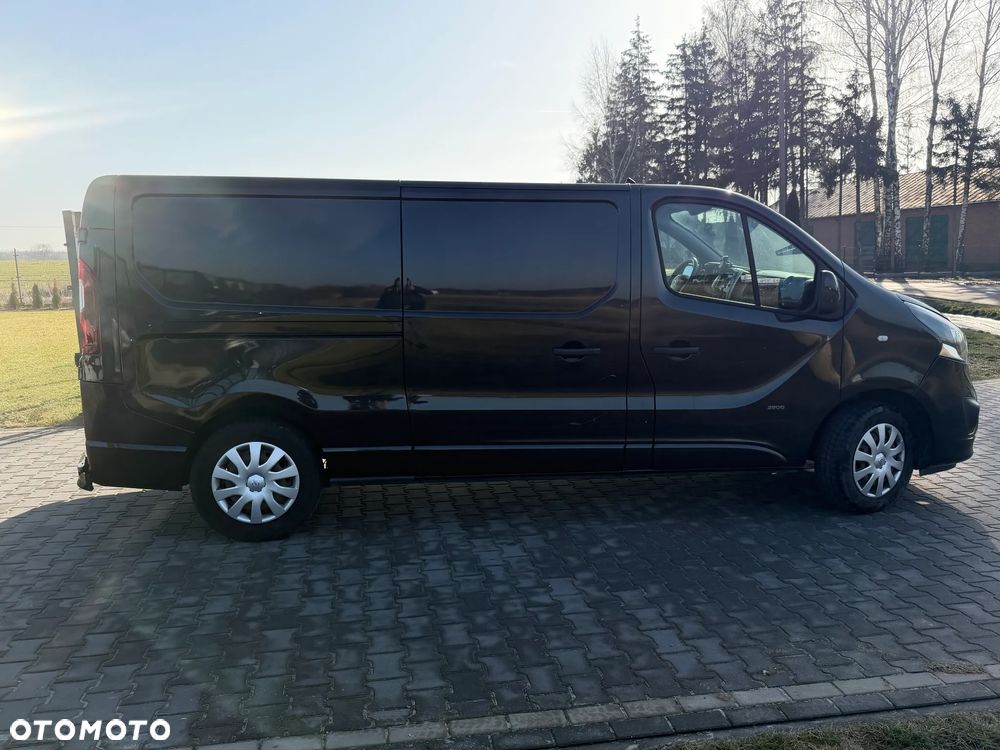 Opel vivaro - 9