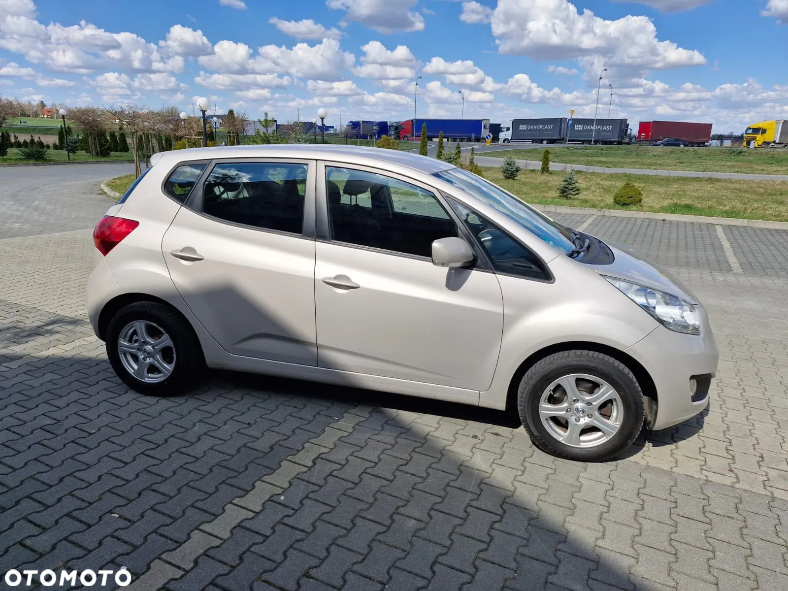 Hyundai ix20 1.4 blue Comfort - 13