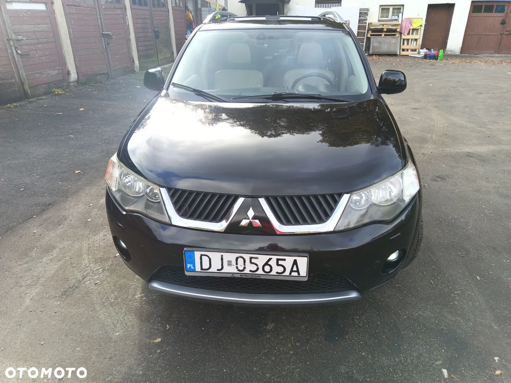 Mitsubishi Outlander 2.0 DID Instyle - 8