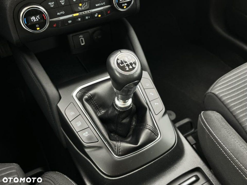 Ford Focus - 19