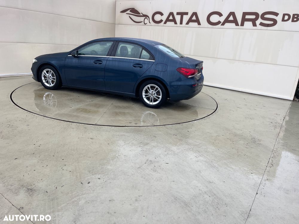 Mercedes-Benz A 180 d Sedan Aut. - 9