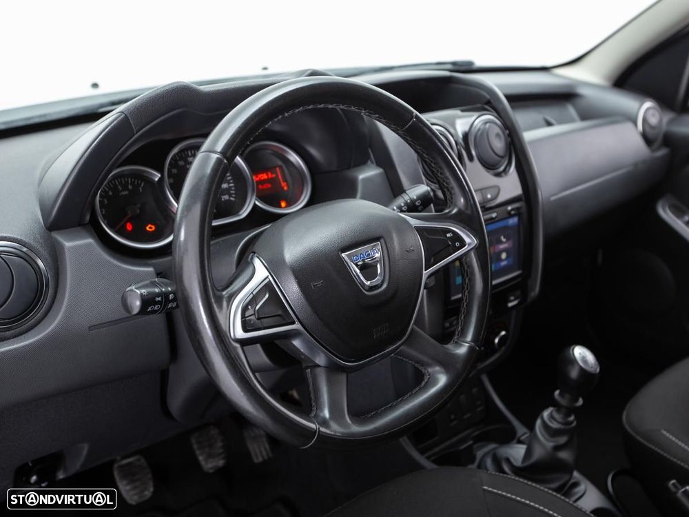 Dacia Duster — fotografia 13
